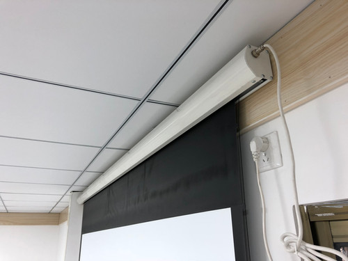 Ecran Eléctrico Tab Tensioned 100" 2.03x1.52m EVISION - Techo Pared